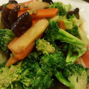 Végé Saveurs - broccoli vegetable stirfry - Vegan Near Me - Paris, 75 Végé Saveurs - broccoli vegetable stirfry - Vegan Near Me - Paris, 75