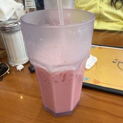 Angelica's Cocina Mexicana - Agua de fresa