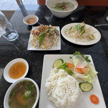 Com Ga Houston - Com Ga Goi Bap Cai Dac Biet - Vietnamese Near Me - Arlington, Texas Com Ga Houston - Com Ga Goi Bap Cai Dac Biet - Vietnamese Near Me - Arlington, Texas