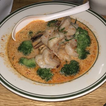 Ayada Thai - Thai Near Me - Elmhurst, New York