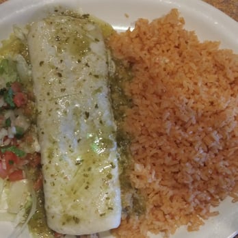 El Molcajete Mexican Restaurant - Burrito Verde - Mexican Near Me - Springfield, Tennessee