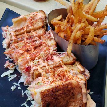 Down the Hatch Maui - Lobster and crab grilled cheese - Seafood Near Me - Lahaina, Hawaii