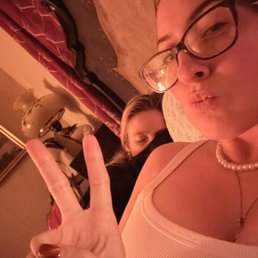 Just two Instagram baddies enjoying a 10/10 experience.
