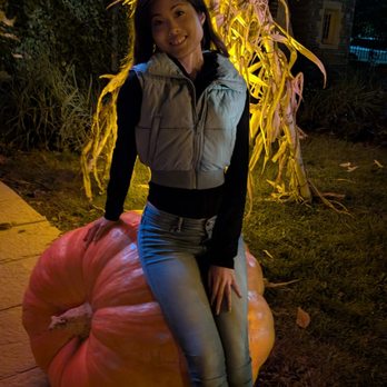 Legends of Horror - Outside of barn - Haunted Houses Near Me - Toronto, Ontario
