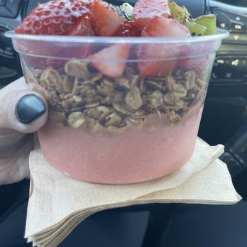 Smalls Acai Bowls - The Early Bird - Acai Bowls Near Me - Pantego, Texas Smalls Acai Bowls - The Early Bird - Acai Bowls Near Me - Pantego, Texas
