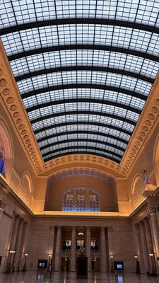 Amtrak Metropolitan Lounge by null