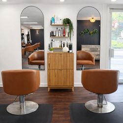 Cuttin’ Up Hair Salon