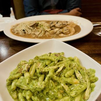 Da Nonna Rosa - Pesto Pasta Dinner - Italian Near Me - Brooklyn, New York