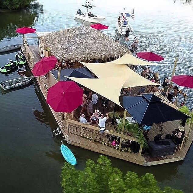 Tiki Bay Island Image