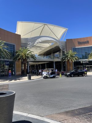 Downtown Summerlin Farmers Market by null