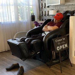Halo Salon - The Chair