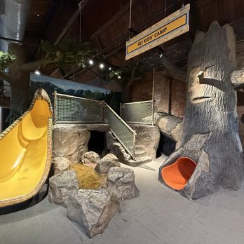 REI - Kid's Playground - Hiking Near Me - Denver, Colorado