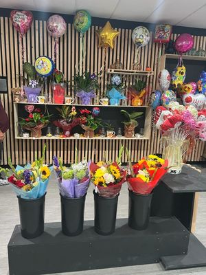 Our Shop | La Tienda - Come check out our flower shop for a great selection or even a curated bouquet for you event/occasion. Inquire today about an upcoming event and how we can help you save on great arrangements at affordable prices!
----
Ven a visitar nuestra floristería para ver una gran selección o incluso un ramo seleccionado para tu evento/ocasión. ¡Pregunte hoy sobre un próximo evento y cómo podemos ayudarlo a ahorrar en excelentes arreglos a precios asequibles! Our Shop | La Tienda - Come check out our flower shop for a great selection or even a curated bouquet for you event/occasion. Inquire today about an upcoming event and how we can help you save on great arrangements at affordable prices!
----
Ven a visitar nuestra floristería para ver una gran selección o incluso un ramo seleccionado para tu evento/ocasión. ¡Pregunte hoy sobre un próximo evento y cómo podemos ayudarlo a ahorrar en excelentes arreglos a precios asequibles!