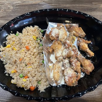 Sumo Hibachi & Wings - Garlic parmesan and fried rice combo. - Chicken Wings Near Me - Atlanta, Georgia Sumo Hibachi & Wings - Garlic parmesan and fried rice combo. - Chicken Wings Near Me - Atlanta, Georgia