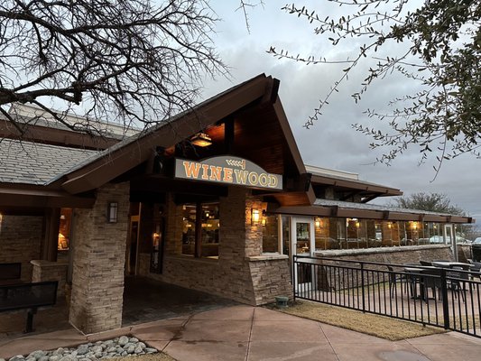 Winewood Grill by null