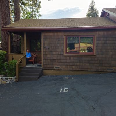 Cedar Glen Lodge by null