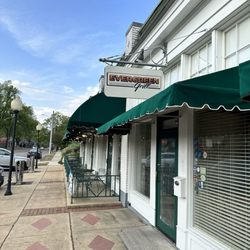 Evergreen Grill - Patio
