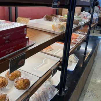 85°C Bakery Cafe-Temecula - Bakeries Near Me - Temecula, California