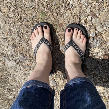 Lalla Pedi Spa - My toes painted with black gel polish. - Nail Salons Near Me - Pasadena, Texas