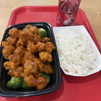 Lucky Bowl - General Tso's Chicken - Chinese Near Me - Orlando, Florida Lucky Bowl - General Tso's Chicken - Chinese Near Me - Orlando, Florida