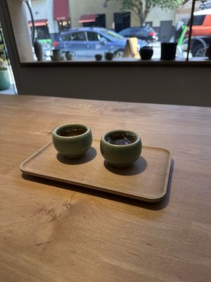 Song Tea & Ceramics by null