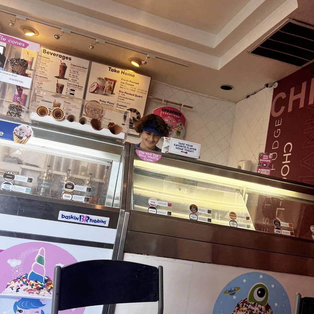 Baskin-Robbins - Service was amazing one of the handsome workers i ever seen - Ice Cream & Frozen Yogurt Near Me - San Pedro, California Baskin-Robbins - Service was amazing one of the handsome workers i ever seen - Ice Cream & Frozen Yogurt Near Me - San Pedro, California