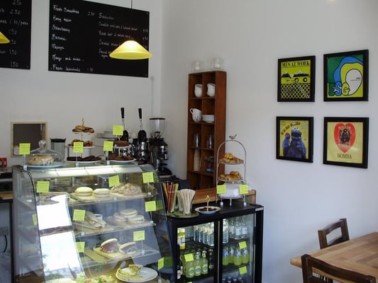 Curious Yellow Kafe by null