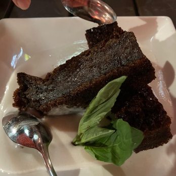 Monsoon Seattle - Dessert cake - Vietnamese Near Me - Seattle, Washington