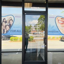 Frontier Dental Center - Clinic Front Entrance