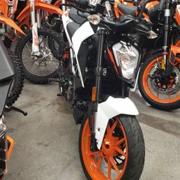 My new ktm duke 200 which I bought from Karen Rickman of New Century Motorcycles. My new ktm duke 200 which I bought from Karen Rickman of New Century Motorcycles.