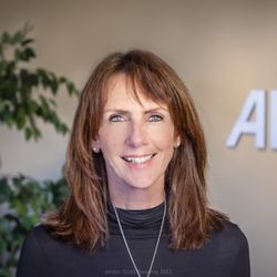 Allstate Insurance: William Joyce - Linda