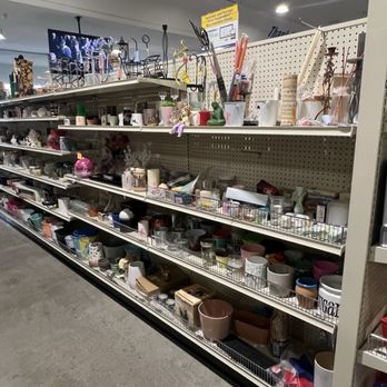 HopeTHRIFT - San Jose - Thrift Stores Near Me - San Jose, California HopeTHRIFT - San Jose - Thrift Stores Near Me - San Jose, California