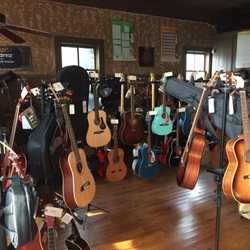 Hillje Music Center - Guitars, ukeleles,  accessories, and more.