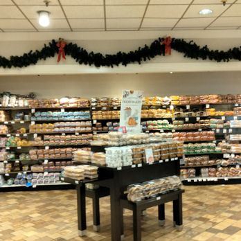 Lunds & Byerlys - Ridgedale - the inside of the store - Grocery Near Me - Minnetonka, Minnesota Lunds & Byerlys - Ridgedale - the inside of the store - Grocery Near Me - Minnetonka, Minnesota