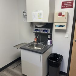 Superior Walk-In and Family Health - Inside patient room