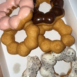 The Spicy Kitchen - Mochi Donuts