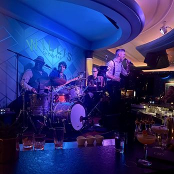 WILLIS SHOW BAR - TEMP. CLOSED - Updated February 2026 - 243 Photos & 162 Reviews - 4156 3rd Ave