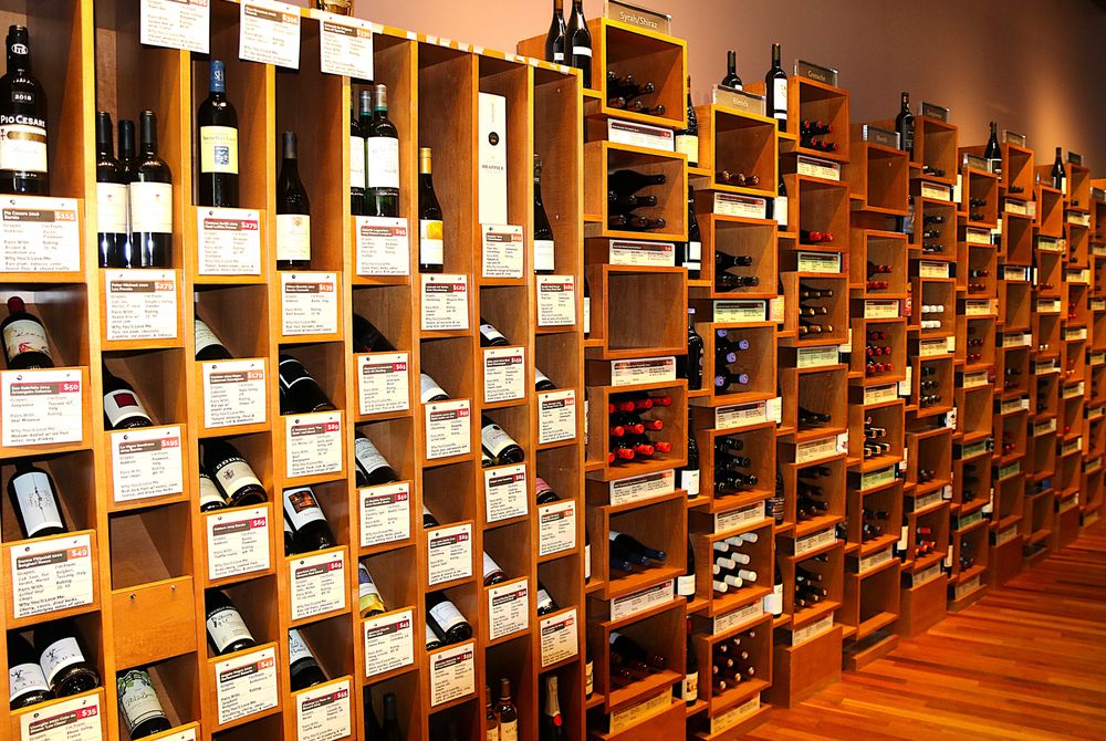 vinodivino - vineyard in Brookline, MA