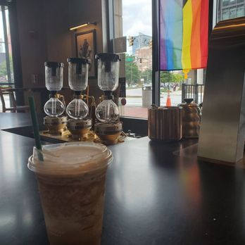 Starbucks - Coffee & Tea Near Me - Baltimore, Maryland