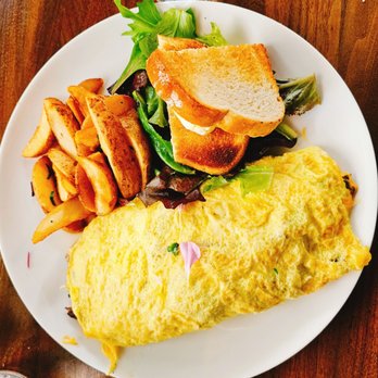 Lapisara Eatery - Meat Lover's Omelet - Breakfast & Brunch Near Me - San Francisco, California