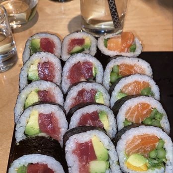 SUSHI-SAN - Blue fin avocado tuna roll (highly HIGHLY recommend) - Sushi Bars Near Me - Chicago, Illinois