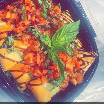 Da Pizza Company - Bruschetta Traditional - Pizza Near Me - Oak Park, Illinois Da Pizza Company - Bruschetta Traditional - Pizza Near Me - Oak Park, Illinois