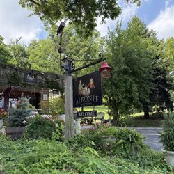 Albonee Country Inn and Vineyards