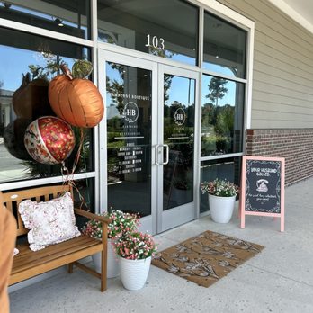 Hamptons boutique - Women's Clothing Near Me - Leland, North Carolina Hamptons boutique - Women's Clothing Near Me - Leland, North Carolina