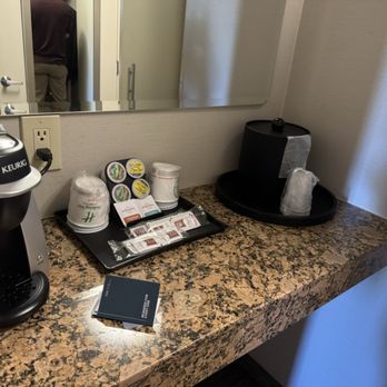 Holiday Inn Auburn - Coffee. Flavored creamers are available in the lobby - Hotels Near Me - Auburn, California Holiday Inn Auburn - Coffee. Flavored creamers are available in the lobby - Hotels Near Me - Auburn, California