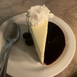 Ted's Montana Grill - Ted's Wildberry Cheesecake