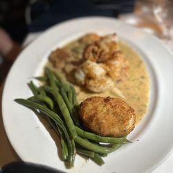Tramonti - Shrimp and scallops , string beans