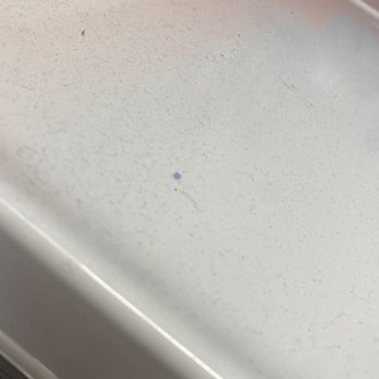 Bailey Rd. Laundry - Dirty tops - Laundromat Near Me - Naperville, Illinois