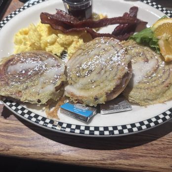 Black Bear Diner Modesto - Delicious . Great and speedy service and it too busy for a Sunday - Diners Near Me - Modesto, California Black Bear Diner Modesto - Delicious . Great and speedy service and it too busy for a Sunday - Diners Near Me - Modesto, California