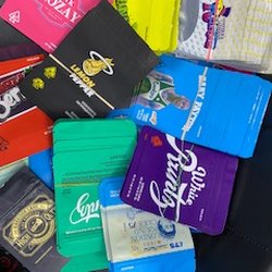 AA Smoke Shop - Protected and smell proved bags and the best price.